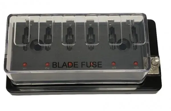 Zekeringhouder_6_voudig_1_kant_uitvoer